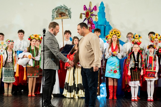 Фото галереї 143