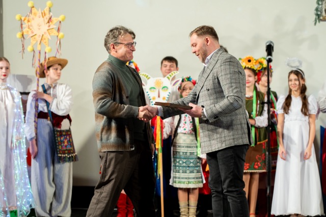 Фото галереї 150